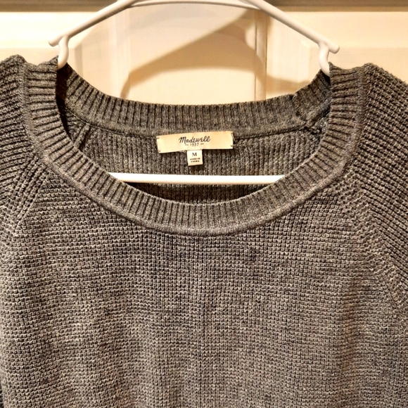Madewell Gray 3/4 Sleeve Crew Neck Sweater size Medium - Picture 4 of 7